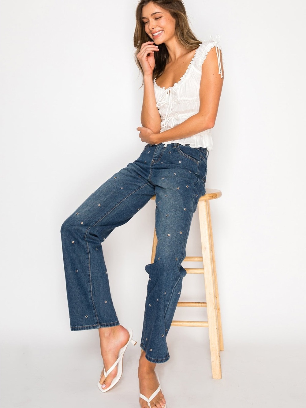 Cali 1850 Grommet Embellished Low Rise Straight Leg Jeans Size 30